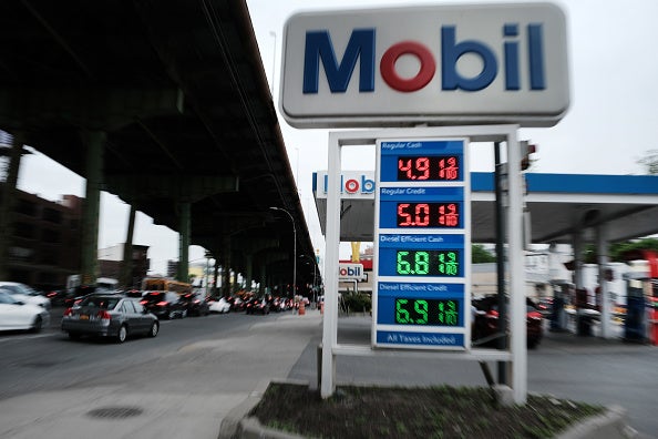 Precio Promedio De Gasolina Alcanza 5 00