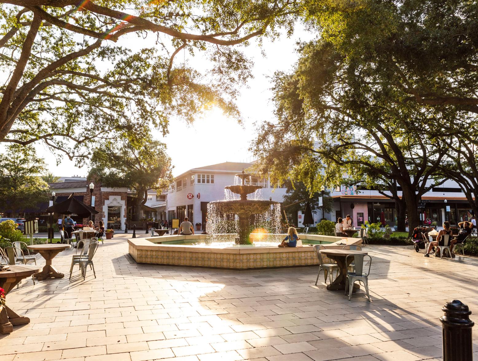 Hyde Park Village, Tampa